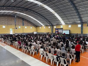 Conferencia titulada “Más salud, menos adicciones”